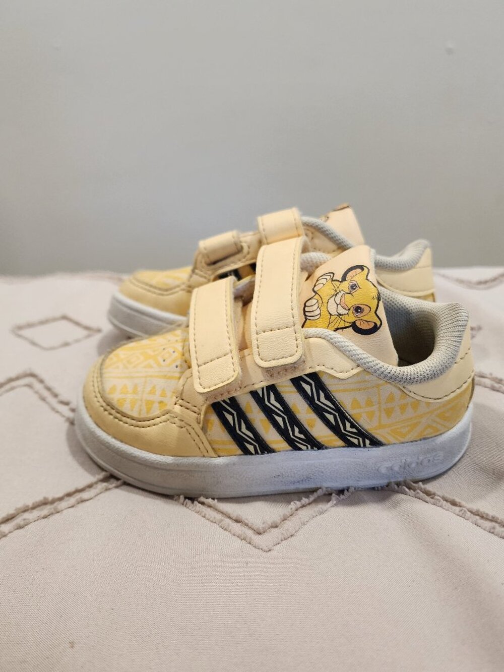 Adidas Kids' Breaknet Disney Lion King Sneakers - Little Kid Size 5